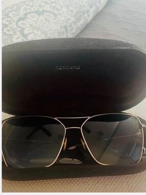 Authentic Tom Ford Sye (model TF738) glasses - new in box